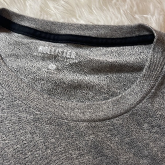 2 tone t-shirt from Hollister - Picture 3 of 4